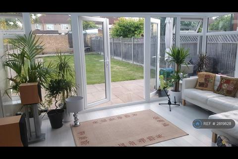 undefined, Meadway, Enfield, EN3