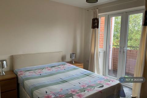 undefined, West Point Close, Hounslow, TW4