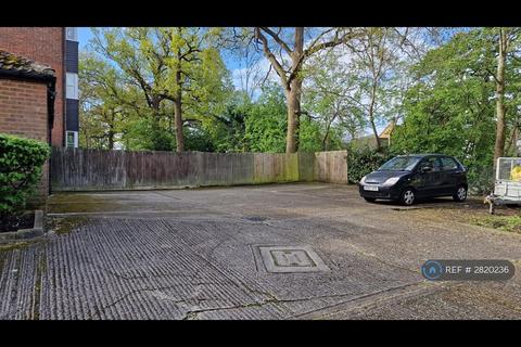 1 bedroom flat to rent, Redwood Close, Watford, WD19