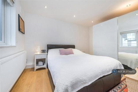 undefined, Garnet Street, London, E1W