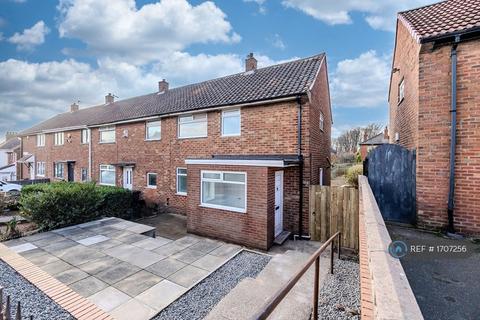 3 bedroom end of terrace house to rent, Woodbrook Avenue, Newcastle Upon Tyne, NE5