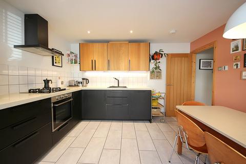 3 bedroom house for sale, Wheaton Road, Bournemouth,