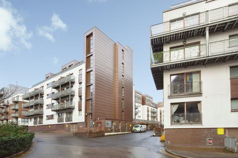 2 bedroom flat for sale, 1 Isaac Way, Manchester, M4