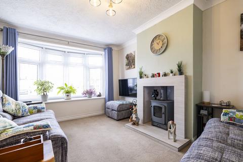 3 bedroom semi-detached house for sale, Chaucer Road, Bletchley, Milton Keynes