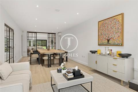 undefined, Edgeworth Crescent, London, NW4