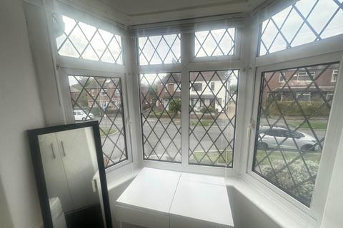 1 bedroom in a house share to rent, Eden Crescent (Room 2), West Yorkshire LS4