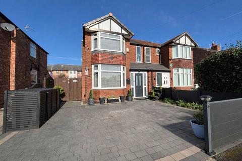 3 bedroom semi-detached house for sale, Brook Avenue, Altrincham WA15