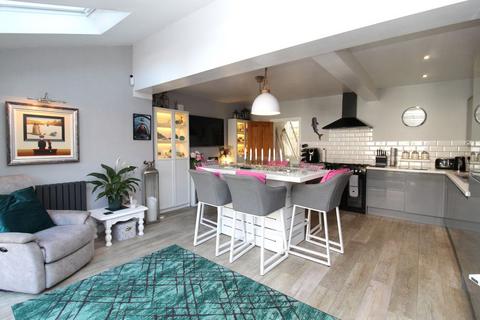 3 bedroom semi-detached house for sale, Brook Avenue, Altrincham WA15