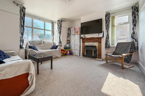 3 bedroom semi-detached house for sale, Station Road, Drayton,