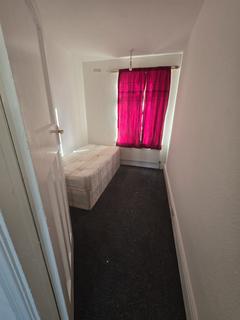 undefined, Lady Margaret Road, Southall UB1