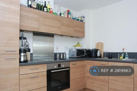 undefined, Commercial Road, London, E14