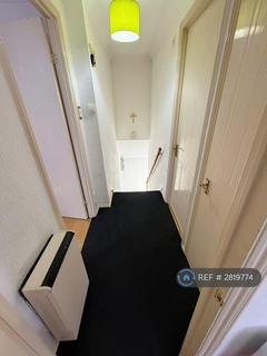 1 bedroom flat to rent, Harmondsworth, West Drayton, UB7