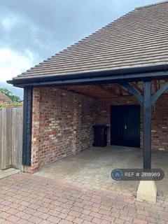 3 bedroom semi-detached house to rent, Blossom Way, Tonbridge, TN12