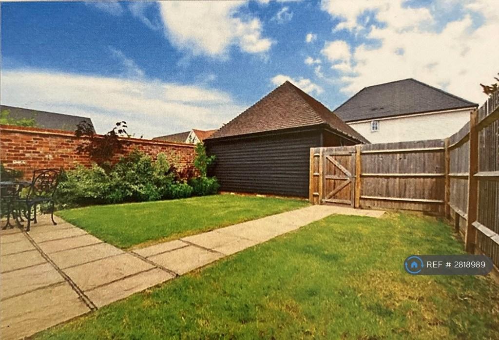 Garden /Carport