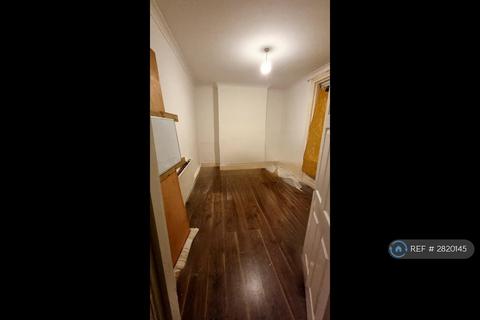 3 bedroom terraced house to rent, Ridley Terrace, Sunderland, SR2