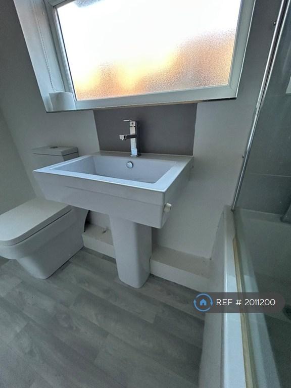 Modern Bathroom