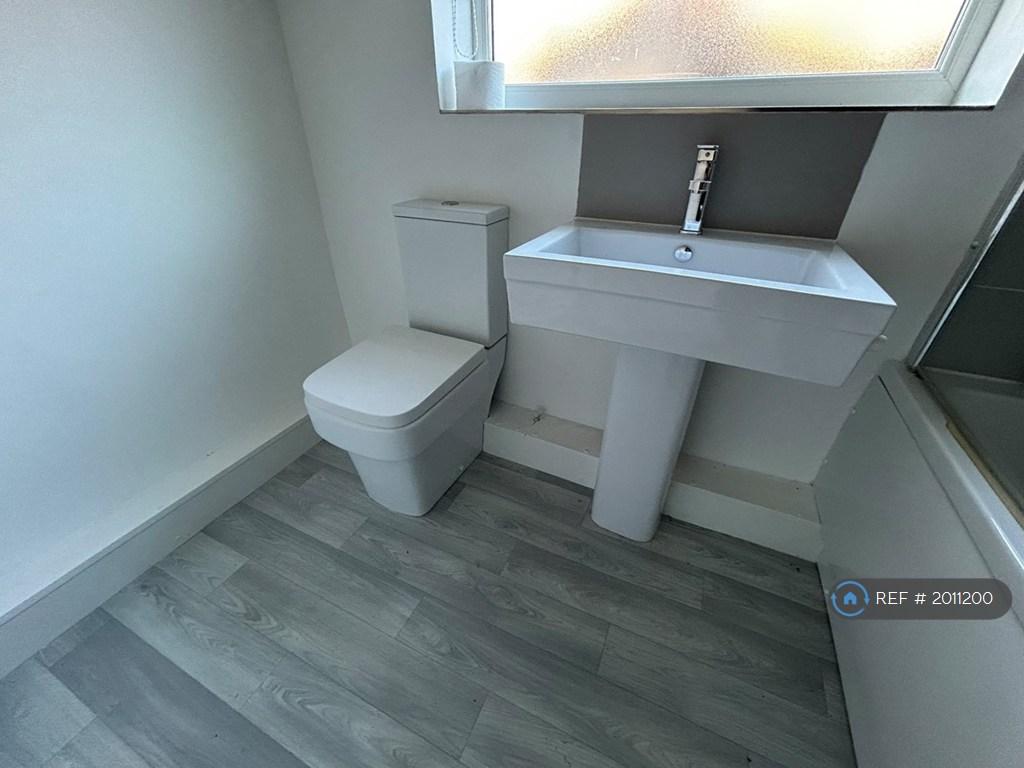 Brand New Modern Bathroom