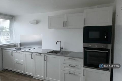 undefined, Mountbatten Square, Windsor, SL4