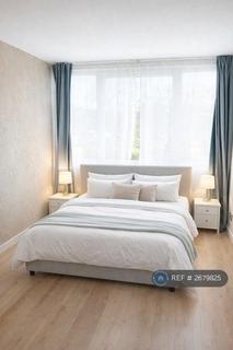 undefined, Mountbatten Square, Windsor, SL4