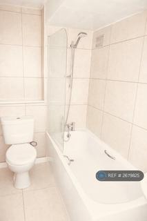 undefined, Mountbatten Square, Windsor, SL4