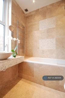 3 bedroom flat to rent, Langland Gardens/ Finchley Road, London, NW3
