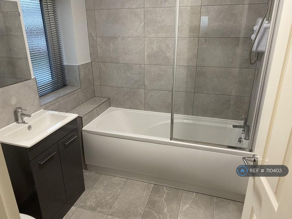 Upstairs Bathroom