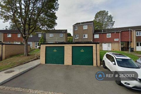 undefined, Farm Field Court, Northampton, NN3