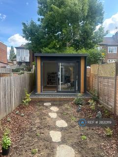 undefined, Sydney Road, London, N10
