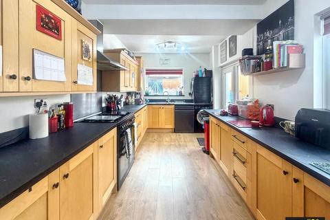CLEARMOUNT ROAD, RODWELL, WEYMOUTH