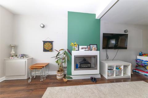 2 bedroom end of terrace house for sale, Stapleford Road, Bedfordshire LU2