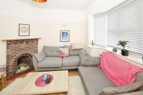 undefined, Barrow road, Kenilworth, CV8