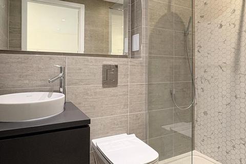 Studio to rent, New Horizons Court