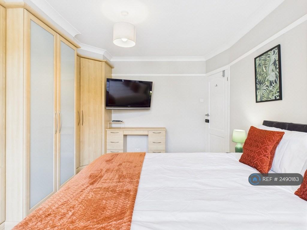 Main Bedroom 3