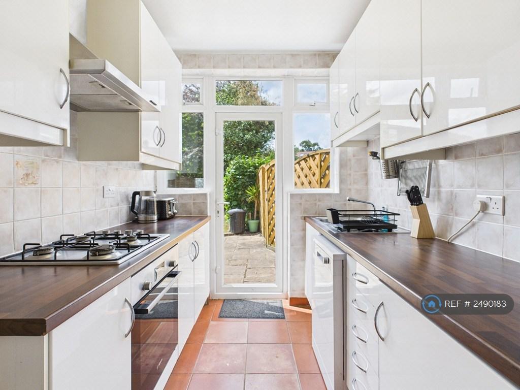 Kitchen 1