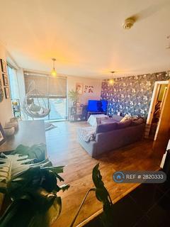 2 bedroom flat to rent, Birkby, Huddersfield, HD2