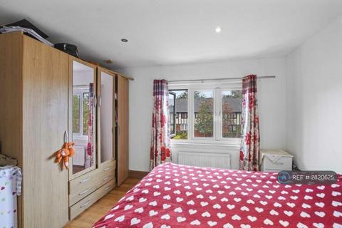 undefined, Cyprus Place, London, E6