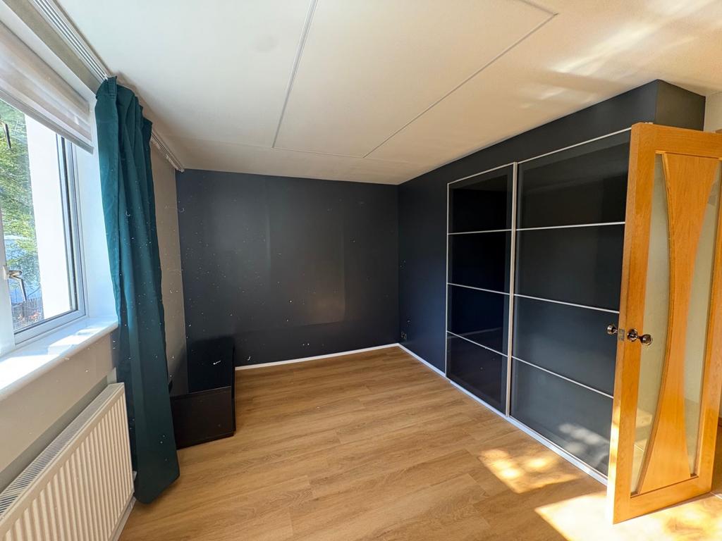 Bedroom 2 2