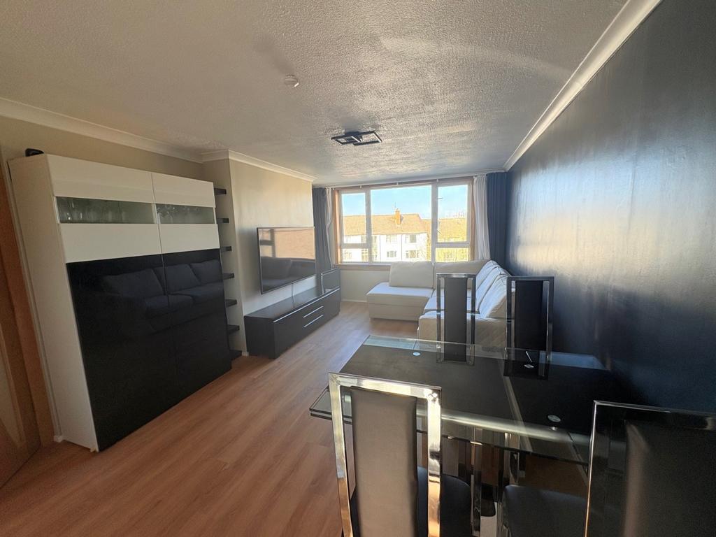 Dining area-Lounge 1