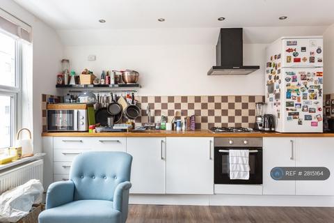 1 bedroom flat to rent, Caledonian Road, London, N7