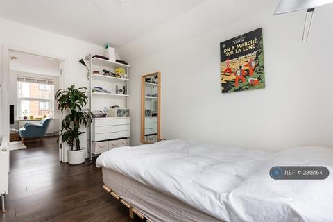 1 bedroom flat to rent, Caledonian Road, London, N7