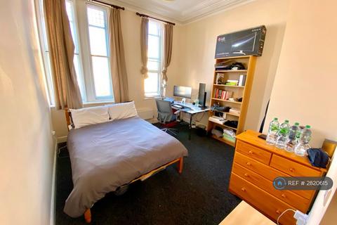 undefined, Whiteladies Road, Bristol, BS8