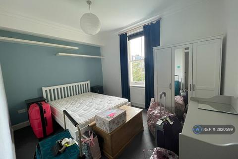 1 bedroom flat to rent, Brondesbury Road, London, NW6