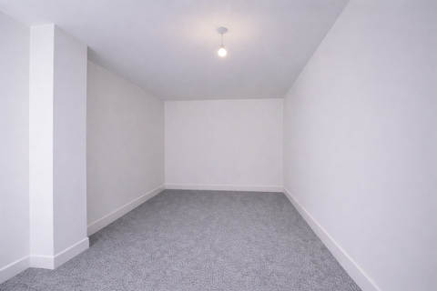 1 bedroom flat to rent, Commercial Street, Newport, NP20