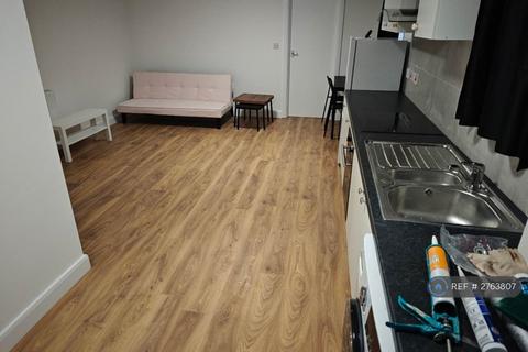 undefined, Adelaide Street, Luton, LU1
