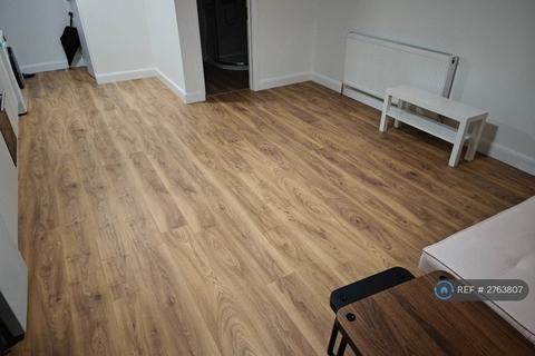 undefined, Adelaide Street, Luton, LU1