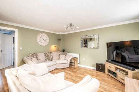 3 bedroom semi-detached house for sale, Meadowsweet Way, Hitchin SG5