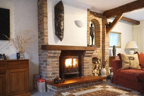 3 bedroom cottage for sale, St Nicholas Lane, Shoreham