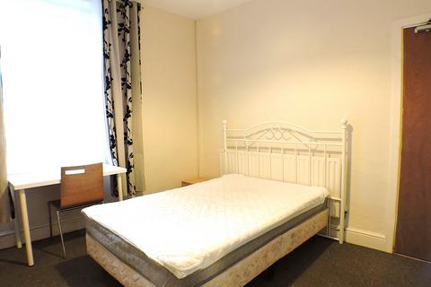 1 bedroom terraced house to rent, Rhondda Street, Swansea