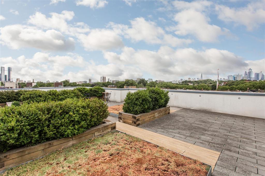 Communal Roof Terrace