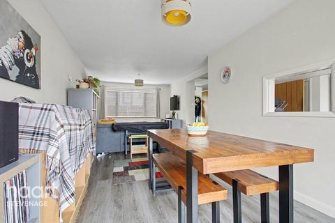 3 bedroom terraced house for sale, Hertford Road, Stevenage